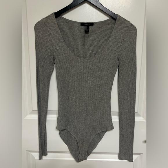 Forever 21 Grey long sleeve body suit size S - Picture 1 of 6